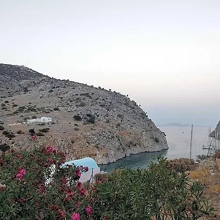 Manolis Vathys Hotel